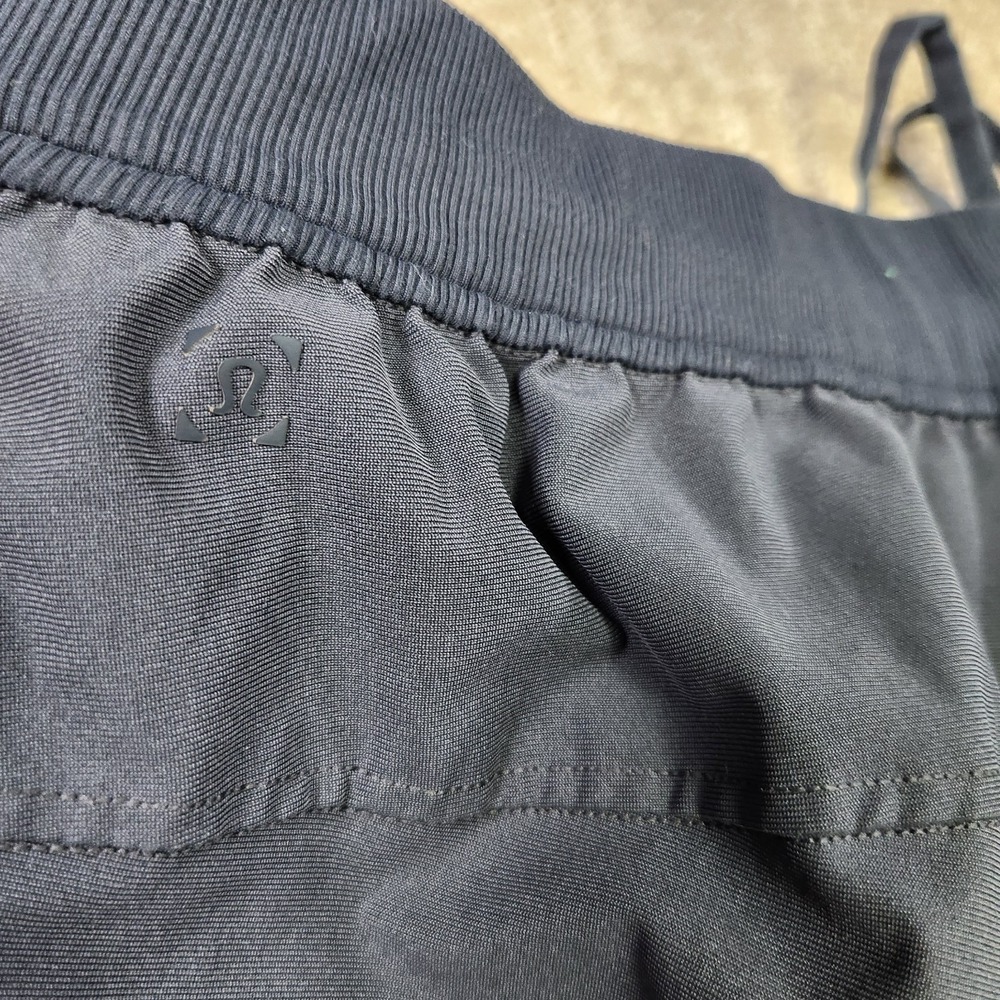 Lululemon Joggers Men Large ABC Warpstreme Gray Athleisure Regular Fit Stretch - Picture 9 of 10
